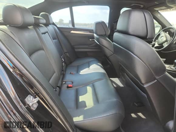 2012 BMW 5 Series 550i с VIN WBAFR9C57CDV59342, выставлен на аукционе Copart как лот 80241895 с пробегом 94 002 миль миль и Списание • Salvage title. История ставок и продаж доступна на DreamBid. Изображение 10.