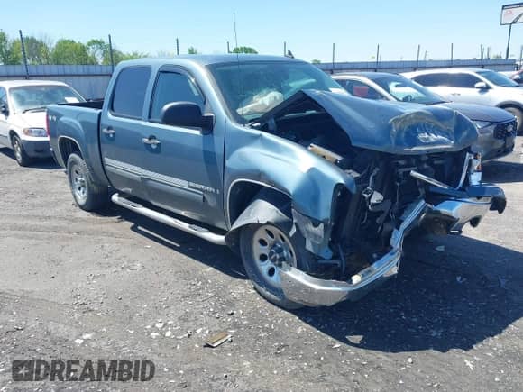 2008 GMC Sierra 1500 SL with VIN 2GTEK13C981120049, listed as a IAAI auction lot 41968873 with 100,890 mi miles and . Bid and sale history available at DreamBid. Image 1.