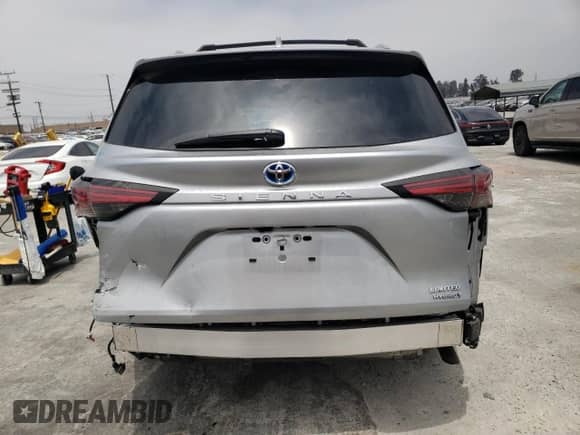 2024 Toyota Sienna Limited с VIN 5TDZRKEC3RS181746, выставлен на аукционе Copart как лот 58351374 с пробегом 6 262 миль миль и Списание • Salvage title. История ставок и продаж доступна на DreamBid. Изображение 6.