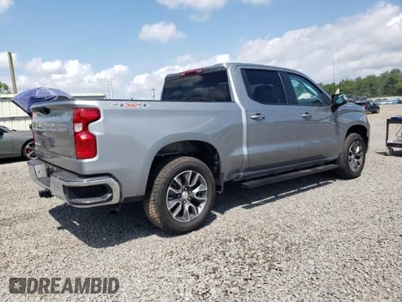 2025 Chevrolet Silverado 1500 with VIN 3GCPKKEK4SG306616, listed as a Copart auction lot 62552835 with 717 mi miles and Salvage title. Bid and sale history available at DreamBid. Image 3.