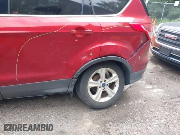 2014 Ford Escape SE z VIN 1FMCU0GXXEUA34432, wystawiony jako IAAI lot #42755194 z przebiegiem 168 691 mil mil oraz . Historia ofert i sprzedaży dostępna na DreamBid. Obrazek 6.