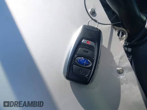 2020 Subaru Forester Premium z VIN JF2SKAJC0LH498953, wystawiony jako IAAI lot #43396896 z przebiegiem 76 280 mil mil oraz . Historia ofert i sprzedaży dostępna na DreamBid. Obrazek 11.