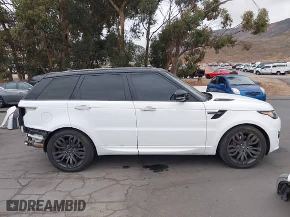 2016 Land Rover Range Rover Sport HSE с VIN SALWS2VF1GA550673, выставлен на аукционе IAAI как лот 43312948 с пробегом 91 709 миль миль и . История ставок и продаж доступна на DreamBid. Изображение 14.