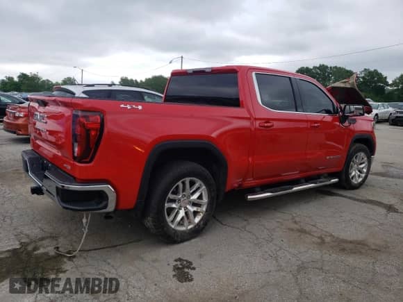 2021 GMC Sierra 1500 SLE z VIN 1GTP9BEK3MZ195488, wystawiony jako Copart lot #53845824 z przebiegiem Nie podano mil oraz Szkoda całkowita • Salvage title. Historia ofert i sprzedaży dostępna na DreamBid. Obrazek 3.