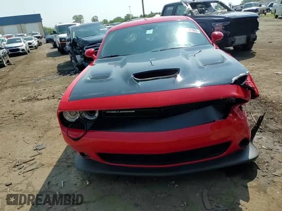 2015 Dodge Challenger R/T Scat Pack с VIN 2C3CDZFJ6FH839522, выставлен на аукционе Copart как лот 62704165 с пробегом 87 816 миль миль и Чистый • Clean title. История ставок и продаж доступна на DreamBid. Изображение 13.