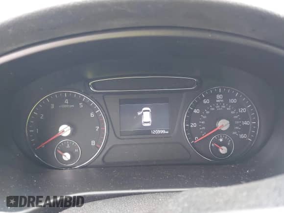 2019 Kia Sorento LX с VIN 5XYPG4A32KG509112, выставлен на аукционе IAAI как лот 43051500 с пробегом 120 399 миль миль и . История ставок и продаж доступна на DreamBid. Изображение 7.