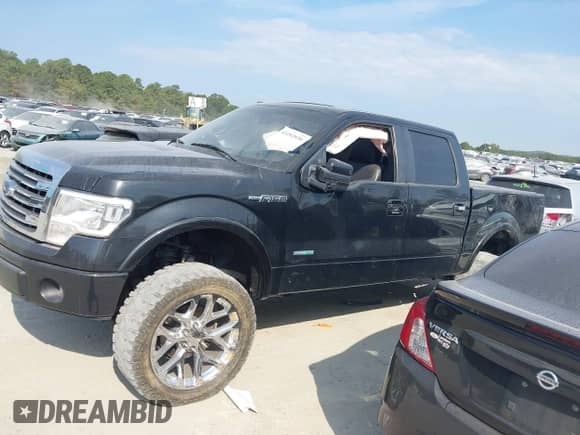 2014 Ford F-150 XL с VIN 1FTFW1CT7EFB57209, выставлен на аукционе IAAI как лот 43202030 с пробегом 136 438 миль миль и . История ставок и продаж доступна на DreamBid. Изображение 14.