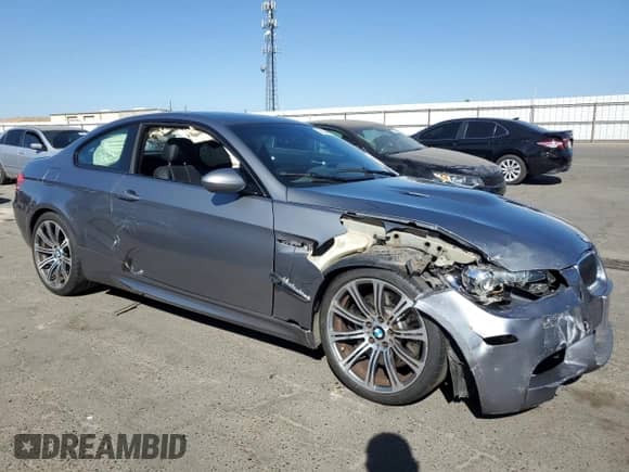 2009 BMW M3 с VIN WBSWD93539P361181, выставлен на аукционе Copart как лот 70624184 с пробегом 59 293 миль миль и Списание • Salvage title. История ставок и продаж доступна на DreamBid. Изображение 4.