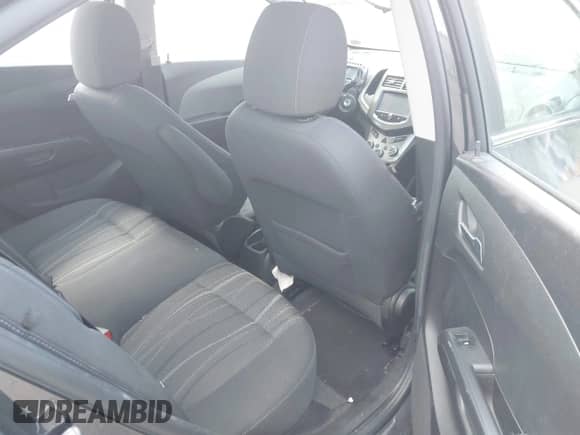 2016 Chevrolet Sonic LT с VIN 1G1JC5SGXG4152477, выставлен на аукционе IAAI как лот 43159090 с пробегом 98 646 миль миль и . История ставок и продаж доступна на DreamBid. Изображение 8.