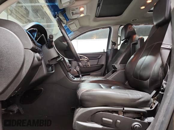 2014 Chevrolet Traverse LT z VIN 1GNKRHKDXEJ153510, wystawiony jako Copart lot #84068795 z przebiegiem 145 015 mil mil oraz Czysty tytuł • Clean title. Historia ofert i sprzedaży dostępna na DreamBid. Obrazek 7.