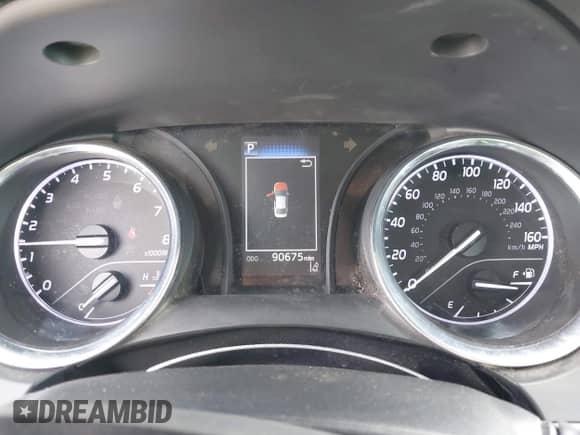 2020 Toyota Camry SE with VIN 4T1G11AK2LU907813, listed as a IAAI auction lot 42652252 with 90,675 mi miles and . Bid and sale history available at DreamBid. Image 7.