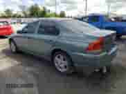 2005 Volvo S60 с VIN YV1RS592752474469, выставлен на аукционе Copart как лот 70924455 с пробегом 124 230 миль миль и Списание • Salvage title. История ставок и продаж доступна на DreamBid. Изображение 2.