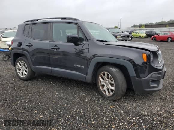 2018 Jeep Renegade Latitude with VIN ZACCJABB7JPJ68659, listed as a Copart auction lot 67125475 with 74,727 mi miles and Salvage title. Bid and sale history available at DreamBid. Image 4.