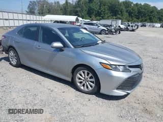 2019 Toyota Camry LE с VIN 4T1B11HK6KU755873, выставлен на аукционе IAAI как лот 43199112 с пробегом 210 493 миль миль и . История ставок и продаж доступна на DreamBid. Изображение 1.