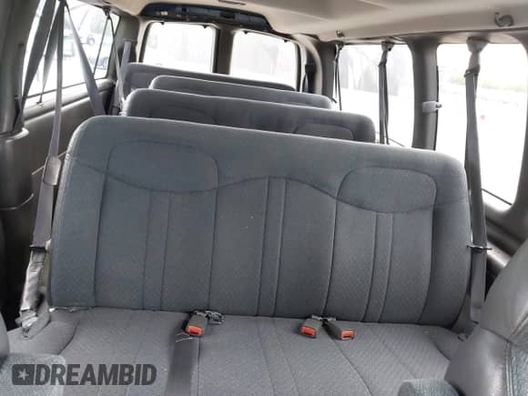 2002 Chevrolet Express with VIN 1GAHG39RX21222715, listed as a IAAI auction lot 42201370 with 107,516 mi miles and . Bid and sale history available at DreamBid. Image 8.