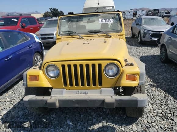 2004 Jeep Wrangler X with VIN 1J4FA39S54P746125, listed as a Copart auction lot 82713424 with 173,856 mi miles and Salvage title. Bid and sale history available at DreamBid. Image 5.
