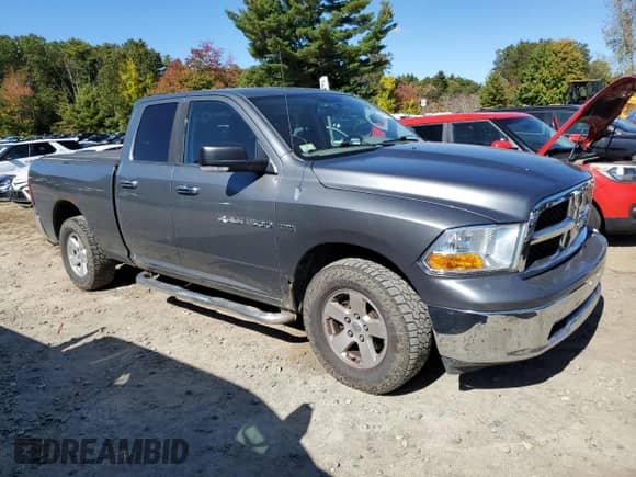 2011 Ram 1500 SLT z VIN 1D7RV1GTXBS503966, wystawiony jako Copart lot #81864475 z przebiegiem 199 994 mil mil oraz Czysty tytuł • Clean title. Historia ofert i sprzedaży dostępna na DreamBid. Obrazek 4.