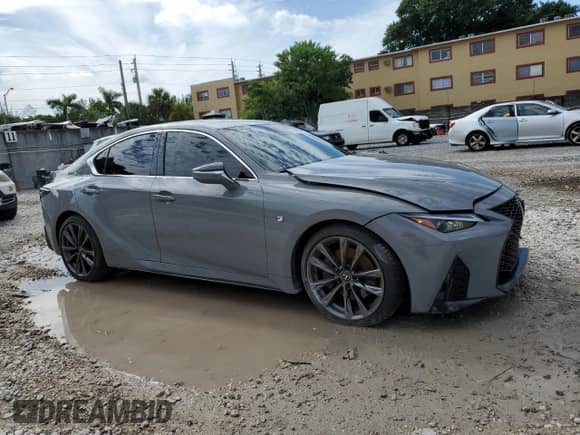 2024 Lexus IS 350 F Sport z VIN JTHGZ1B2XR5076820, wystawiony jako Copart lot #70474665 z przebiegiem 23 126 mil mil oraz Nie do naprawy • Non repairable. Historia ofert i sprzedaży dostępna na DreamBid. Obrazek 4.