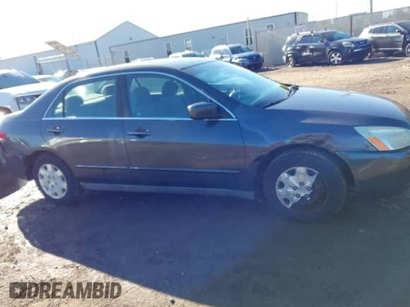 2004 Honda Accord LX с VIN 1HGCM56404A108337, выставлен на аукционе IAAI как лот 43408231 с пробегом 425 192 миль миль и . История ставок и продаж доступна на DreamBid. Изображение 13.