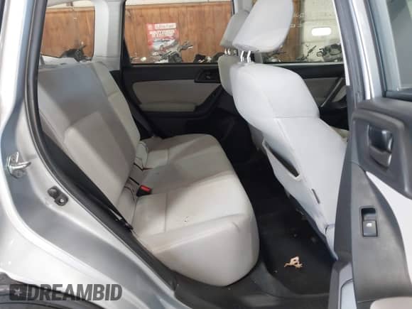 2016 Subaru Forester 2.5i z VIN JF2SJABC6GH501118, wystawiony jako IAAI lot #43408683 z przebiegiem 104 586 mil mil oraz . Historia ofert i sprzedaży dostępna na DreamBid. Obrazek 8.