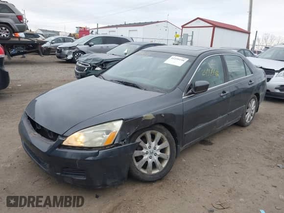 2007 Honda Accord LX with VIN 1HGCM66377A021925, listed as a IAAI auction lot 41159158 with 249,000 mi miles and . Bid and sale history available at DreamBid. Image 2.