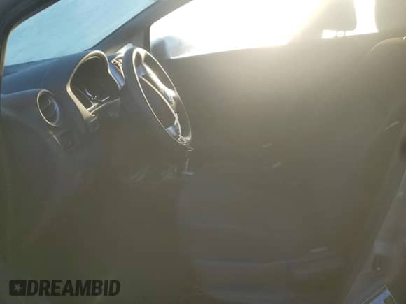 2016 Nissan Note S with VIN 3N1CE2CP7GL351510, listed as a Copart auction lot 84452805 with 186,363 mi miles and Clean title. Bid and sale history available at DreamBid. Image 7.