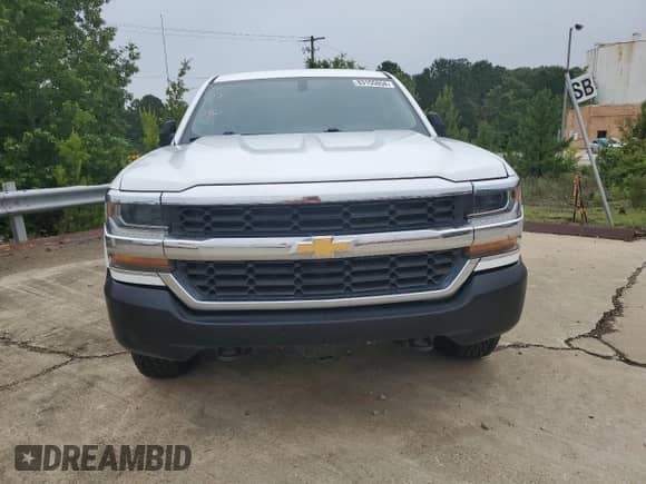 2019 Chevrolet Silverado 1500 Work Truck z VIN 2GCVKNEC2K1210137, wystawiony jako Copart lot #83155054 z przebiegiem 331 804 mil mil oraz Czysty tytuł • Clean title. Historia ofert i sprzedaży dostępna na DreamBid. Obrazek 5.