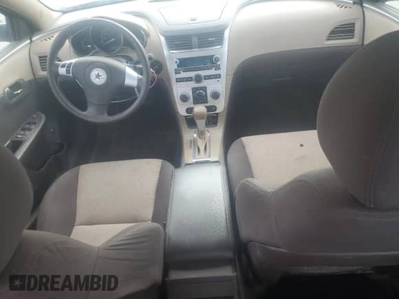 2011 Chevrolet Malibu 1LS с VIN 1G1ZB5E16BF196616, выставлен на аукционе Copart как лот 69750205 с пробегом 174 271 миль миль и Списание • Salvage title. История ставок и продаж доступна на DreamBid. Изображение 8.