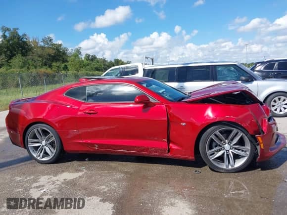 2017 Chevrolet Camaro 2LT with VIN 1G1FD1RS6H0108748, listed as a IAAI auction lot 43383384 with Not provided miles and . Bid and sale history available at DreamBid. Image 13.