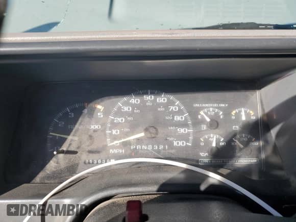 1995 GMC Sierra 1500 z VIN 2GTEC19K1S1532470, wystawiony jako Copart lot #44552745 z przebiegiem 213 639 mil mil oraz Szkoda całkowita • Salvage title. Historia ofert i sprzedaży dostępna na DreamBid. Obrazek 9.