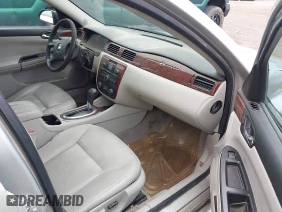 2009 Chevrolet Impala LT with VIN 2G1WT57KX91194858, listed as a IAAI auction lot 42433193 with 136,279 mi miles and . Bid and sale history available at DreamBid. Image 5.