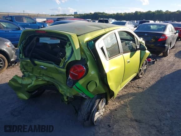 2014 Chevrolet Spark LT z VIN KL8CD6S97EC419042, wystawiony jako IAAI lot #43360838 z przebiegiem 136 824 mil mil oraz . Historia ofert i sprzedaży dostępna na DreamBid. Obrazek 4.