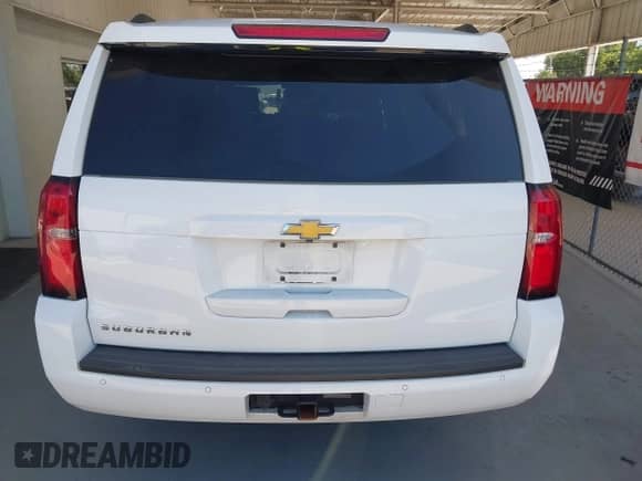 2015 Chevrolet Suburban LT z VIN 1GNSCJKC3FR568896, wystawiony jako IAAI lot #42145520 z przebiegiem 194 196 mil mil oraz . Historia ofert i sprzedaży dostępna na DreamBid. Obrazek 17.