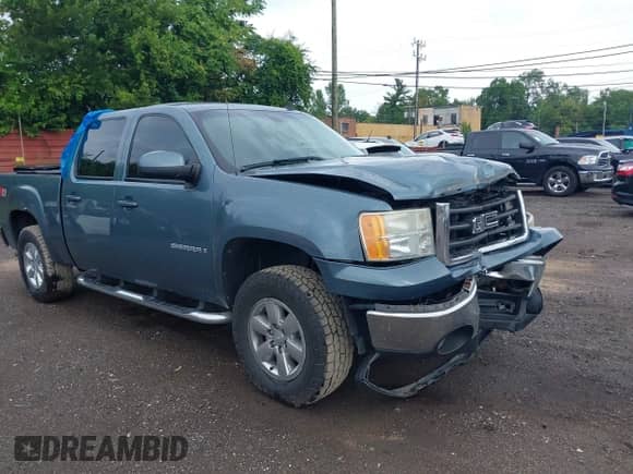 2009 GMC Sierra 1500 SLT with VIN 3GTEK33M59G212255, listed as a IAAI auction lot 42751396 with 176,279 mi miles and . Bid and sale history available at DreamBid. Image 1.