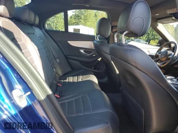 2018 Mercedes-Benz C 43 AMG с VIN 55SWF6EB9JU252062, выставлен на аукционе Copart как лот 81250995 с пробегом 42 060 миль миль и Списание • Salvage title. История ставок и продаж доступна на DreamBid. Изображение 10.