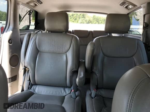 2007 Toyota Sienna CE с VIN 5TDZK23C07S025619, выставлен на аукционе Copart как лот 80867955 с пробегом 322 971 миль миль и Списание • Salvage title. История ставок и продаж доступна на DreamBid. Изображение 10.