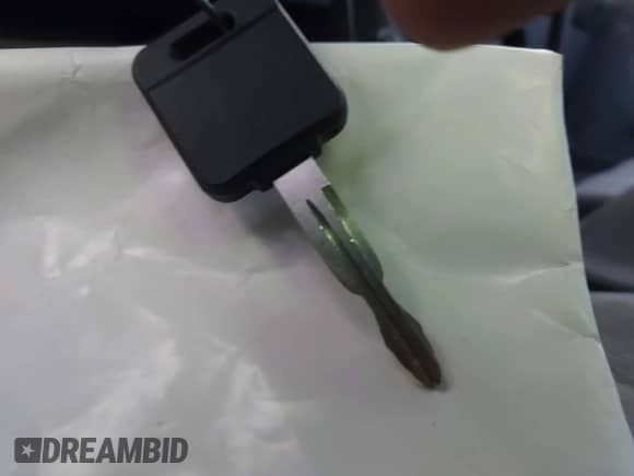 2000 Nissan Frontier XE с VIN 1N6ED26T1YC396275, выставлен на аукционе IAAI как лот 43128370 с пробегом 277 243 миль миль и . История ставок и продаж доступна на DreamBid. Изображение 11.