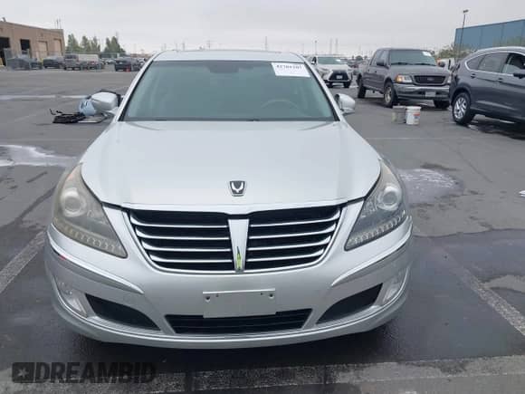 2013 Hyundai Equus Signature z VIN KMHGH4JH5DU062734, wystawiony jako IAAI lot #42701207 z przebiegiem 97 413 mil mil oraz . Historia ofert i sprzedaży dostępna na DreamBid. Obrazek 12.