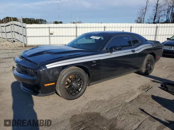 2016 Dodge Challenger R/T Plus с VIN 2C3CDZBT7GH120224, выставлен на аукционе Copart как лот 45298535 с пробегом 80 706 миль миль и Списание • Salvage title. История ставок и продаж доступна на DreamBid. Изображение 1.