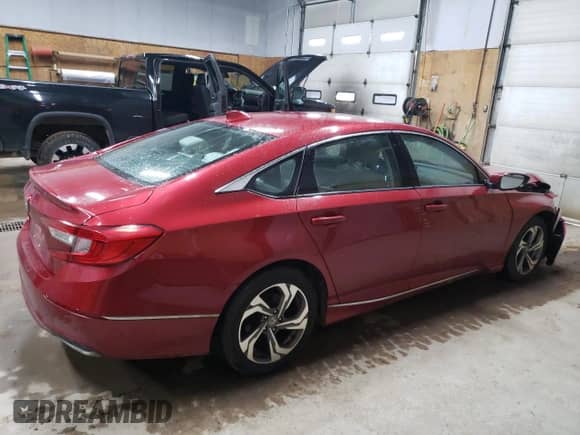 2018 Honda Accord EX z VIN 1HGCV1F46JA132739, wystawiony jako Copart lot #82688465 z przebiegiem 165 953 mil mil oraz Czysty tytuł • Clean title. Historia ofert i sprzedaży dostępna na DreamBid. Obrazek 3.