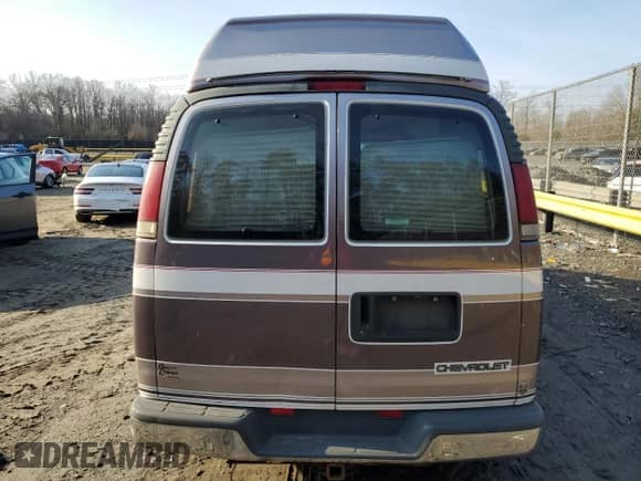 1996 Chevrolet Chevy Van with VIN 1GBFG15M7T1003777, listed as a Copart auction lot 43272715 with 109,884 mi miles and Salvage title. Bid and sale history available at DreamBid. Image 6.