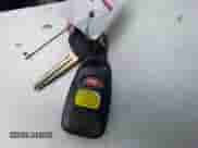 2010 Hyundai Santa Fe GLS z VIN 5NMSG3AB4AH388292, wystawiony jako IAAI lot #43460660 z przebiegiem 182 815 mil mil oraz . Historia ofert i sprzedaży dostępna na DreamBid. Obrazek 11.