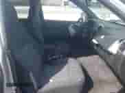 2010 Chevrolet Colorado 1LT z VIN 1GCDSCDE5A8148912, wystawiony jako IAAI lot #41752099 z przebiegiem Nie podano mil oraz . Historia ofert i sprzedaży dostępna na DreamBid. Obrazek 5.