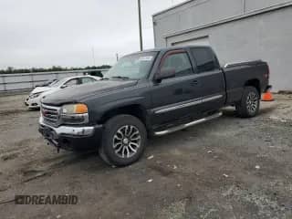 2005 GMC Sierra 1500 SLE с VIN 1GTEK19Z25Z312279, выставлен на аукционе Copart как лот 69241665 с пробегом 205 797 миль миль и Списание • Salvage title. История ставок и продаж доступна на DreamBid. Изображение 1.
