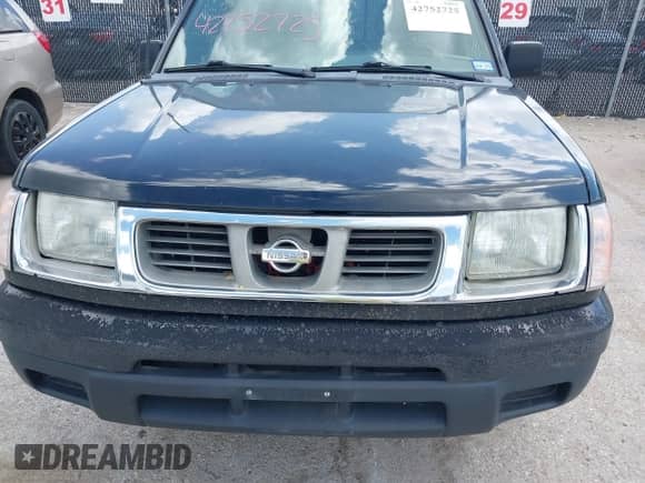 2000 Nissan Frontier XE with VIN 1N6DD26S7YC359637, listed as a IAAI auction lot 42752725 with 340,199 mi miles and . Bid and sale history available at DreamBid. Image 6.