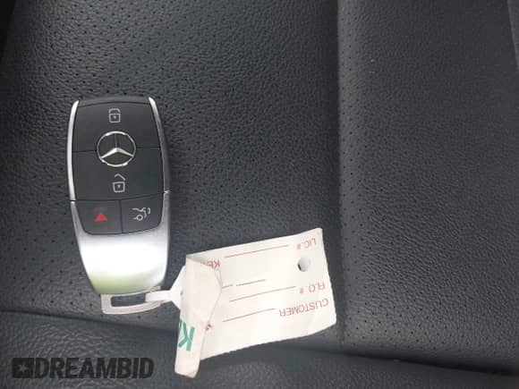 2024 Mercedes-Benz GLS 450 z VIN 4JGFF5KEXRB203778, wystawiony jako IAAI lot #42647209 z przebiegiem 9 469 mil mil oraz . Historia ofert i sprzedaży dostępna na DreamBid. Obrazek 11.