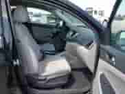 2017 Hyundai Tucson Limited с VIN KM8J33A21HU275678, выставлен на аукционе IAAI как лот 43233663 с пробегом 90 773 миль миль и . История ставок и продаж доступна на DreamBid. Изображение 5.