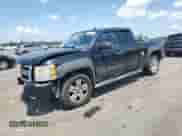 2007 Chevrolet Silverado 1500 1LT z VIN 2GCEK19J671685556, wystawiony jako Copart lot #62690375 z przebiegiem 209 541 mil mil oraz Szkoda całkowita • Salvage title. Historia ofert i sprzedaży dostępna na DreamBid. Obrazek 1.