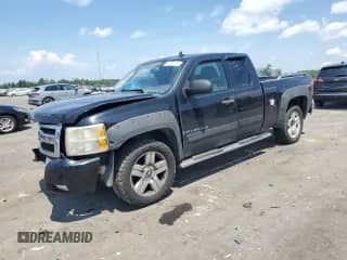 2007 Chevrolet Silverado 1500 1LT с VIN 2GCEK19J671685556, выставлен на аукционе Copart как лот 62690375 с пробегом 209 541 миль миль и Списание • Salvage title. История ставок и продаж доступна на DreamBid. Изображение 1.