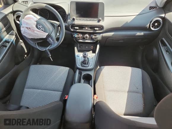2022 Hyundai Kona SE с VIN KM8K2CAB2NU831208, выставлен на аукционе Copart как лот 69098385 с пробегом Не указан миль и Списание • Salvage title. История ставок и продаж доступна на DreamBid. Изображение 8.